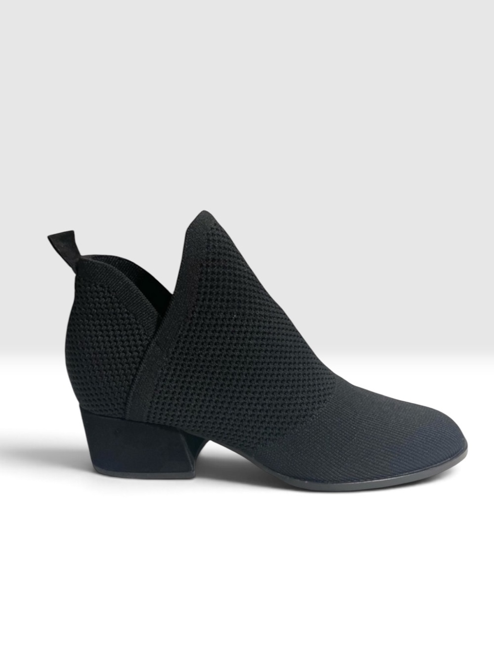EILEEN FISHER CLEVER Knit Mesh Black Bootie Size 9.5